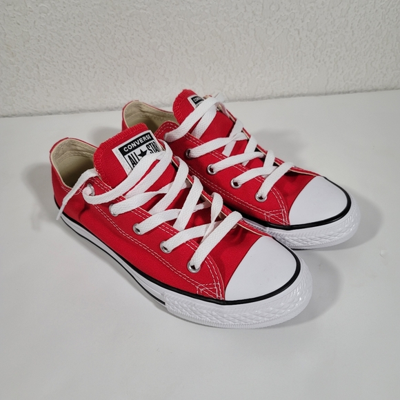 red converse youth size 3